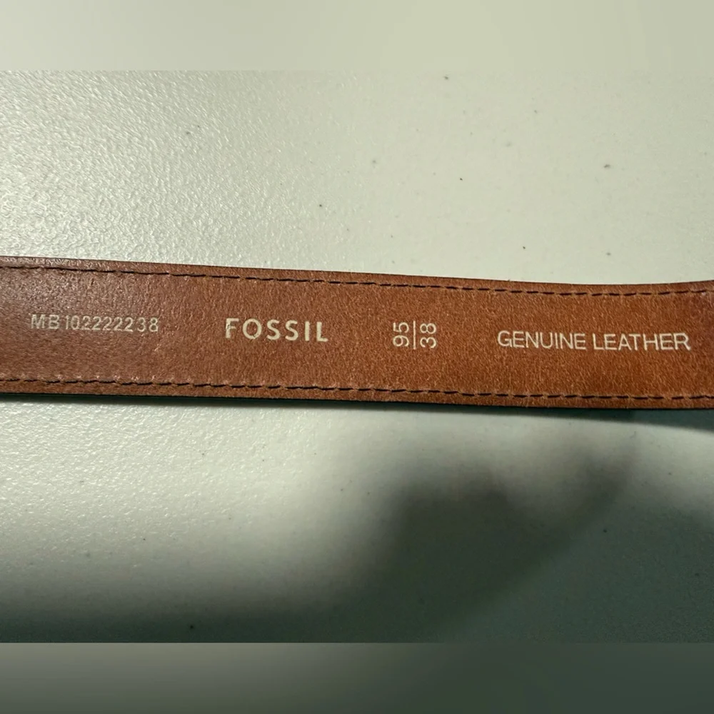 Fossil Men’s Classic Brown Leather Belt Size 38 Preppy Office Professional